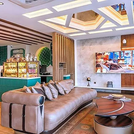 Hotel Elysian Airport